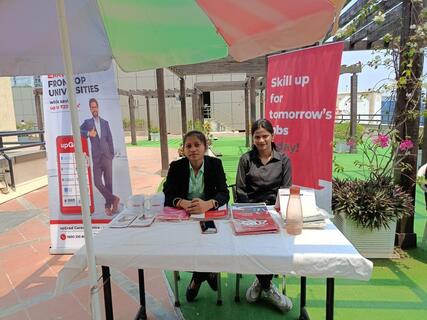 Flea Market (43).jpg